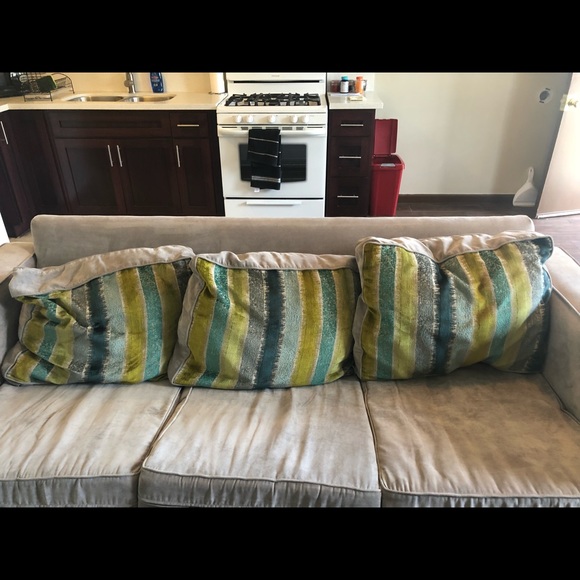 Couches - Picture 1 of 2